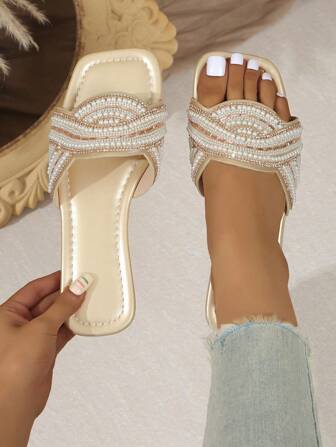 女士法式水钻方头一脚蹬平底凉鞋，春夏秋季户外装，2025 年新款精致淑女风格，适合搭配连衣裙