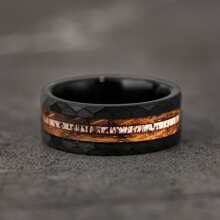 1pc Fashion 8mm Hammered Black Color Men Stainless Steel Rings With Koa Wood Rings For Men Wedding Band Jewelry - Black - View 4