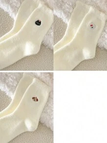 1pair/3pairs Women's Comfortable Winter Cartoon Mid-Calf Socks, Polyester Blended, Knitted Fabric, Cute Animal Pattern, Warm Lining, Hand Washable - Beige - View 23