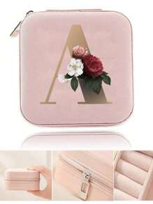 1 pièce Boîte à bijoux de voyage imprimée de lettres A-Z chic - Organisateur imperméable pour bagues, boucles d'oreilles et colliers  Boîte carrée portable anti-poussière  Cadeau parfait pour Noël et anniversaire. Ensemble pratique d'outils de maquillage pour filles, cadeau idéal, articles de voyage portables, fournitures de voyage, produits de vacances essentiels