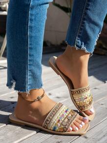 WRCVS Sandalias planas de verano para mujer, con cadena, bordado, pantuflas planas beige, pantuflas con cuentas retro, zapatos de playa, sandalias con patrón tejido al azar - Beis - Ver 4
