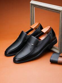 New Style Loafers, Fashionable And Simple Patent Leather Bright Surface Splice Pointed Toe Shoes, Soft And Comfortable Breathable Slip-Resistant Slip-On Casual Shoes, Perfect For Dancing Parties, Graduation Ceremonies, Weddings And Other Casual Occasions For Men