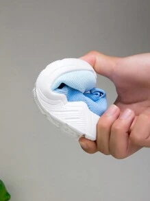 Nuevos zapatos deportivos casuales de malla transpirable para niños, diseño de ajuste con un solo toque, suela suave y cómoda, para todo el año