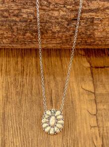 1pc Bohemian Retro Style Women's Pendant Necklace, Composed Of Multiple Round Turquoise Stones, Western Style Women's Chain Necklace, Round Petal Necklace, Suitable For Women's Daily Wear, Holidays Or As A Gift For Friends