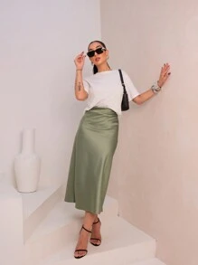 Satin Midi Skirt With Elastic - Olive Green - View 2