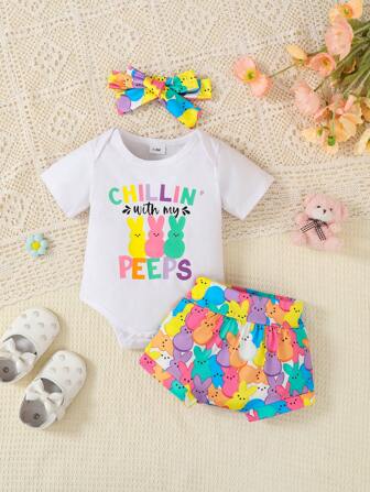 新生女婴夏季可爱兔子全印花圆领兔子图案连体衣（带裆）和兔子印花短裤套装（带头带）