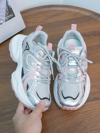 2025 夏季新款透气网眼镂空运动鞋，时尚女士厚底运动鞋，街头风格