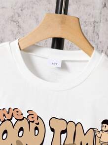 Tween Jungens Kurzarm-T-Shirt mit Cartoon-Buchstaben-Aufdruck und gewebten Shorts mit Buchstaben-Stickerei