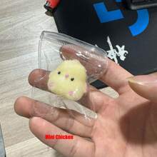 1 pieza Ejercitador de manos con forma de fresa brillante, juguete Squishy de TPU, con sensación de barro suave, favor de fiesta - Para mayores de 14 años (Color: Rojo, Transparente, Rosa) La elección perfecta para Año Nuevo, Pascua, regalos de cumpleaños y regalos pequeños de fiesta