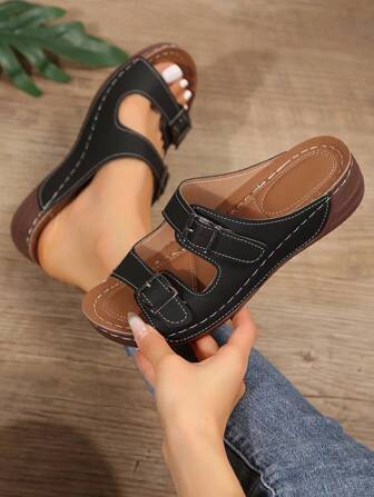 2024 Autumn New Women Plus Size Casual Strap Lightweight Breathable Comfortable Flat Sandals