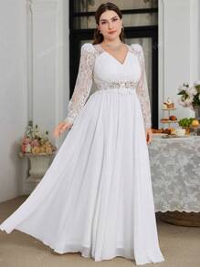 UNITHORSE Robe de mariée blanche en dentelle brodée à encolure en V avec contraste de maille, grande taille. Tenue de fête tout en blanc pour femmes