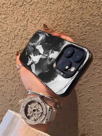 1 pezzo Custodia personalizzata con foto nera compatibile con Apple 15 Pro Max / S25 Ultra / S25 Plus / Redmi e altri modelli, custodia per foto di matrimonio personalizzata, regalo per coppie, amici, famiglia, laurea, elegante, colorata, vintage, carina, semplice, divertente, personalizzata, unica, regali ideali per lui, regali ideali per lei, fidanzato, fidanzata, famiglia, amici, nonni, coppia, per anniversari, per compleanni, scelta stagionale, custodia per telefono 2025