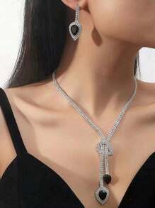 Elegancka luksusowa torebka damska z łańcuszkiem na ramię ze strasami, wieczorowa kopertówka i zestaw kolczyków z naszyjnikiem ze strasami (3 szt.)