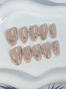 qihangxin 10片手工杏仁形美甲贴纸，圣诞礼物，假指甲，短指甲贴纸，轻盈奢华，高端品质，透明底，镀金工艺。可移除可重复使用，适合不同风格的女性日常佩戴，也可作为礼物赠送。 - 彩色 - 查看 5