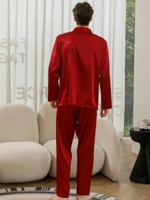 Men's Satin Two Pieces Sets Pajamas With Fashionable Letter Print V-Neck Long Sleeved Top And Pants That Can Be Worn All Year Round