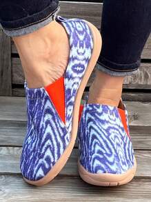 Zapatos planos versátiles y con estilo para mujer, zapatos casuales de punta redonda para exteriores, zapatillas atléticas ligeras y de bajo corte para caminar