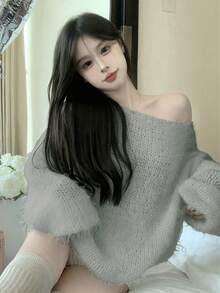 休闲露肩毛衣，简约时尚，适合日常穿着