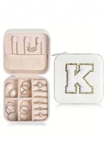 1 pièce Boîte de voyage pour bijoux avec initiale A-Z, étui de rangement multifonctionnel pour bijoux, mini boîte de rangement pour bijoux, organisateur de maquillage, porte-bijoux, sac cosmétique, sac de toilette, cadeau idéal pour les femmes, petite amie, amis, anniversaire, Noël, Halloween - Boîte de voyage pour bijoux avec initiale rose, cadeau de Noël pour adolescentes, retour à l'école