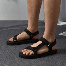 Sandálias Masculinas para Atividades ao Ar Livre Casuais no Verão com Solado Macio e Fechamento em Gancho e Laço