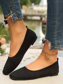Eleganti mocassini slip-on piatti per adolescenti e ragazze, punta affusolata, realizzati in materiale lavorato a maglia traspirante, comodi