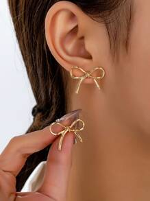 1 Pair Bow Stud Earrings, Suitable For Daily Wear And Parties