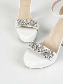 秋冬季女士高跟厚底坡跟凉鞋，镶钻设计，防水厚底，适合时装秀、钢管舞、舞台表演等场合。