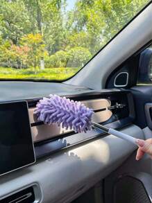 汽车清洁工具、汽车除尘刷、可伸缩除尘器、汽车玻璃清洁器、可伸缩防静电除尘刷，用于清扫汽车灰尘、挡风玻璃清洁工具