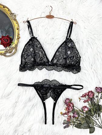 طقم ملابس داخلية من الدانتيل شبه شفاف مع فيونكة جذاب