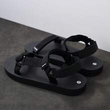 Sandálias Masculinas para Atividades ao Ar Livre Casuais no Verão com Solado Macio e Fechamento em Gancho e Laço