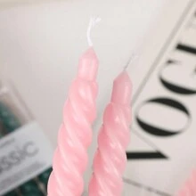 1 盒 4 件装螺旋锥形无烟长蜡烛，底座直径 0.78 英寸，高 8.2 英寸，燃烧时间长，有黑色、粉色、白色可选，适用于家居装饰、餐桌、香水、圣诞节、送给朋友的礼物、女性、冬季、可爱蜡烛、无烟浪漫香薰蜡烛、户外露营应急照明 - 彩色 - 查看 13