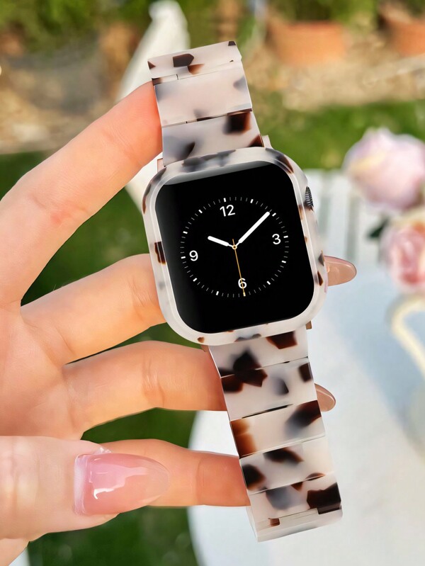 1 Set New Fashionable Retro Lightweight Premium Resin Apple Watch Strap + Hollow-Out Protective Case Combo Set, Anti-Fall & Anti-Scratch, Comfortable To Wear All Day - Ideal Gift Choice For Festivals, Anniversaries (Compatible With Apple Watch Ultra 2/1, SE, Series 10/9/8/7/6/5/4/3/2/1, Sizes 38/40/41/42/44/45/46/49mm).