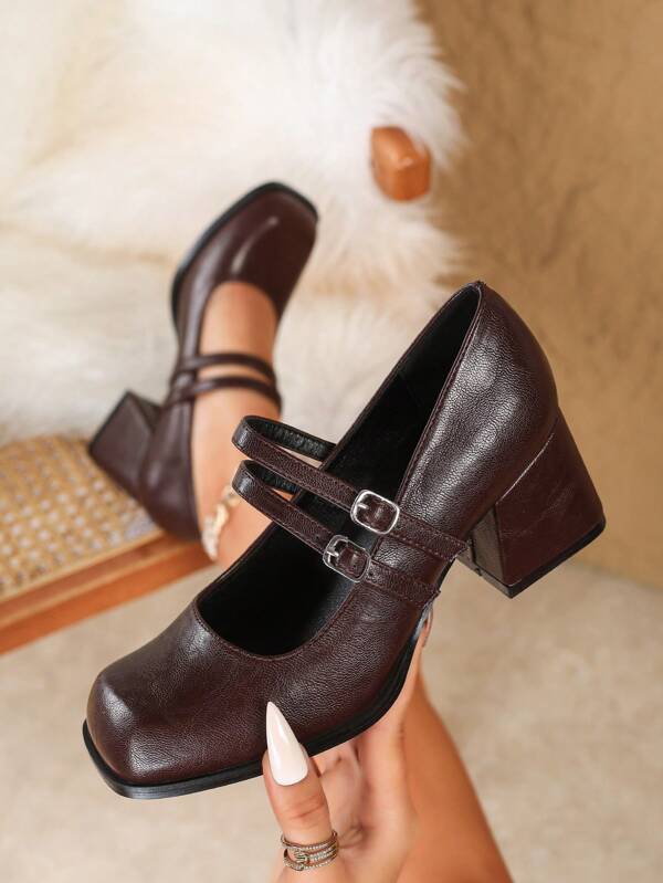 Fall/Winter 2025 Small Size Women Mary Jane Pumps, Thick Heels, Square Toe, Red And Black Colors,Elegant