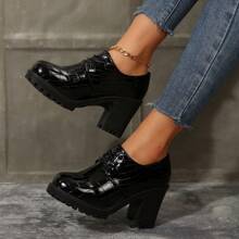 Zapatos lacados con relieve y escote en V profundo, nueva temporada primavera-otoño 2024. Zapatos de tacón grueso con puntera redonda, de, de tacón medio, con cordones y brillo para mujer - Negro - Ver 7