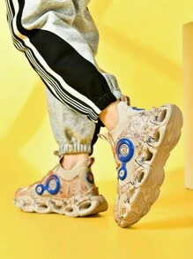 2022 年新款高帮运动休闲鞋、男士篮球鞋