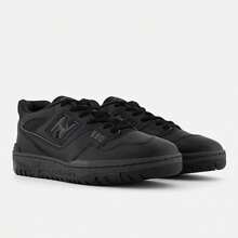 New Balance Unisex 550 Sneaker, Chunky Casual Shoe For Men - Triple Black - View 5