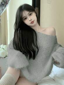 休闲露肩毛衣，简约时尚，适合日常穿着