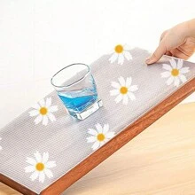 1/3 卷白色雏菊图案抽屉衬垫卷式非粘性搁板衬垫适用于厨房橱柜食品储藏室组织耐用防水防滑橱柜垫冰箱衬垫易于切割可洗保护垫适用于抽屉搁板台面可爱花卉图案家具保护衬垫家庭组织必需品梳妆台抽屉衬垫书桌抽屉垫工具箱衬垫艺术用品垫