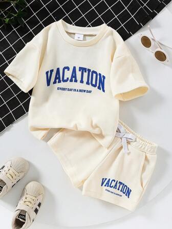 เด็กผู้ชายเซ็ต 2 ชิ้น ฤดูร้อน แขนสั้น เสื้อผ้ากีฬาแบบเรียบง่าย ระบายอากาศได้ ชุดสีพื้น, เสื้อยืดกีฬายูนิเซ็กซ์และกางเกง, อายุ 3-7 ปี