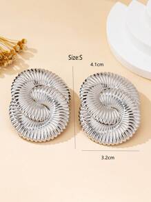 Boucles d'oreilles mode femme, boucles d'oreilles clous avec texture métallique exagérée, bijoux convenant pour un usage quotidien et en vacances