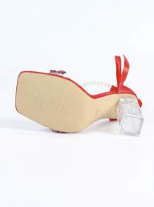 Zapatos de tacón alto de moda para mujer: Sandalias de gelatina con incrustaciones de rhinestones, sandalias cuadradas de punta cerrada, sandalias de tacón grueso de punta abierta, sandalias minimalistas con cadena de perlas falsas y correa de cinta, sandalias de verano para exteriores, sandalias rojas para mujer