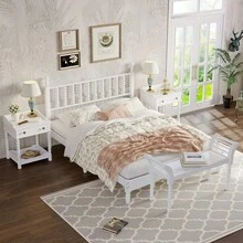 Juego de dormitorio de 4 piezas estilo retro, cama tamaño queen con plataforma y cabecero en forma de calabaza, mesita de noche con espacio de almacenamiento y banco con patas torneadas, color blanco