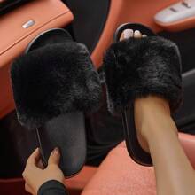 Pantofole invernali con pelliccia per donne di stile europeo, da indossare sia in casa che all'esterno, ciabatte piatte alla moda in pelliccia sintetica, versatili, con suola morbida, adatte per tutte le stagioni - nero - Visualizzare 10