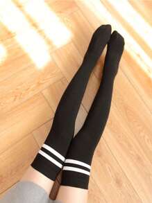 1 Pair Women's Knee-High Socks, Minimalist Striped Design, Casual For Daily Wear, Y2k