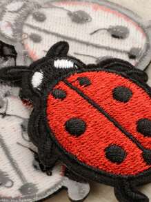 4 Pcs Black & Red Ladybug Pattern DIY Embroidered Fabric Patches, Fashionable & Minimalist Style, Polyester Iron-On/Sewing Applique For Clothing, Bags, Shoes, Hats, Home Decor - Multicolor - View 2