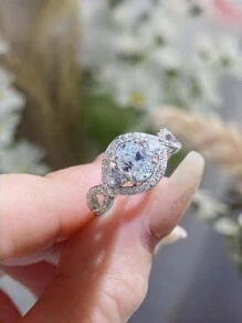1 chiếc nhẫn thiết kế hình hoa xoắn kim cương Moissanite 1ct hình bầu dục, sang trọng và thời trang dành cho phụ nữ, thích hợp để đeo hàng ngày, món quà tuyệt vời cho ngày lễ tình nhân, giáng sinh, đính hôn, đám cưới - Bạc - Xem 3