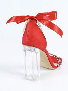 Zapatos de tacón alto de moda para mujer: Sandalias de gelatina con incrustaciones de rhinestones, sandalias cuadradas de punta cerrada, sandalias de tacón grueso de punta abierta, sandalias minimalistas con cadena de perlas falsas y correa de cinta, sandalias de verano para exteriores, sandalias rojas para mujer