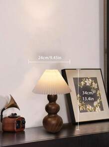 1 Stück LED Lampe mit Holzoptik, Metall, Retro Stoff zerknitterter Lampenschirm für weiches Licht, nordischer, italienischer Stil, rustikales Wohnzimmer Schlafzimmer, modern minimalistisches Design, als Geschenk zu Neujahr/Valentinstag geeignet, USB betriebene Tischlampe mit warmem Licht für Camping, romantische, elegante Atmosphäre, Nachttischlampe mit minimalem Design