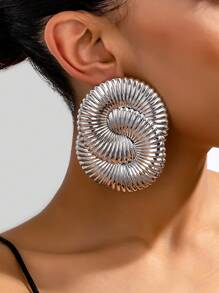 Boucles d'oreilles mode femme, boucles d'oreilles clous avec texture métallique exagérée, bijoux convenant pour un usage quotidien et en vacances