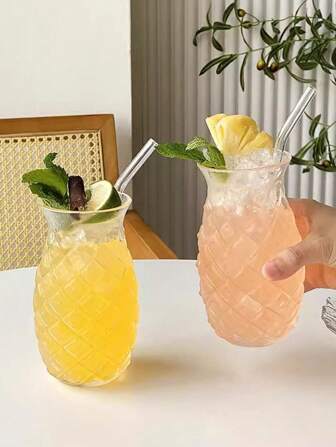 1pc Pineapple Design Glass, High Borosilicate Glass Cup(Without Straw), Pineapple Glass, Luxury Embossed Glass, Juice Glass, Clear Glass, Creative Champagne Glasses, Drinking Cups, Mixing Glass, Suitable For Various Beverages Such As Fruit Juice And Milk, For Bar, Pub, Club, Restaurant, Home Use, Drinkware.