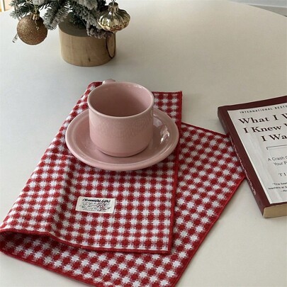 1 Piece Of Retro Red Checkered Tablecloth, Table Mat, Coaster, Food Placement Background Cloth, Home Decoration